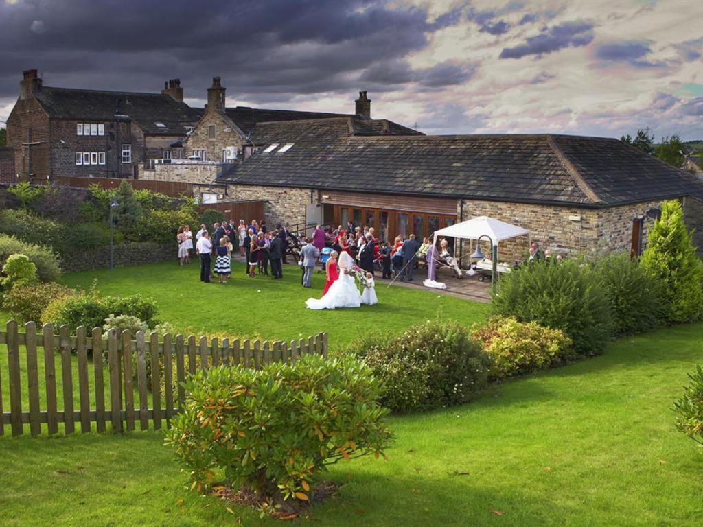 The White Hart At Lydgate Hotell Oldham Eksteriør bilde